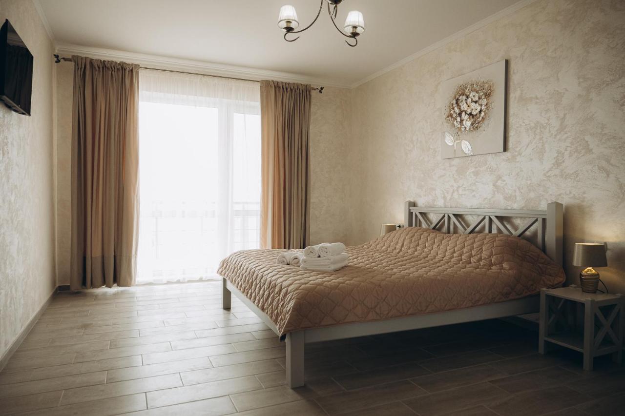 Hotel Три Слона Zatoka Exterior foto