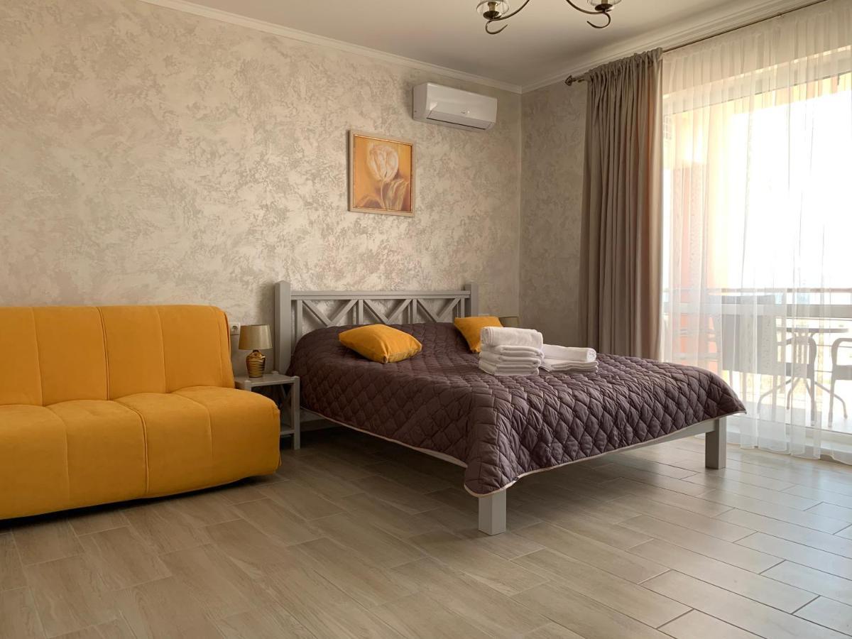 Hotel Три Слона Zatoka Exterior foto